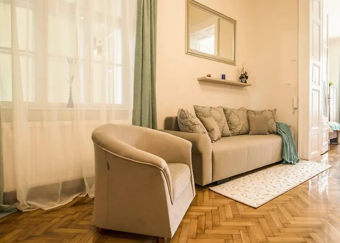 Suzy Apartment