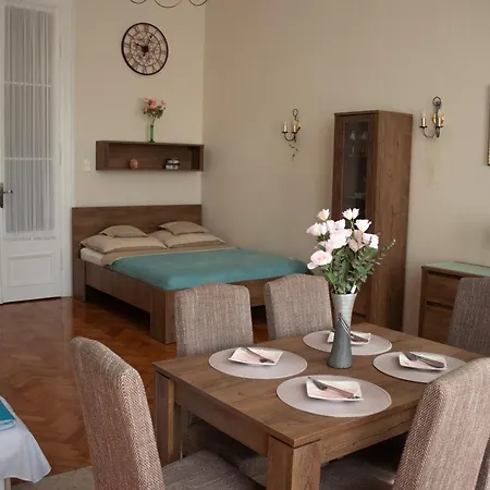 Suzy Apartament Eger