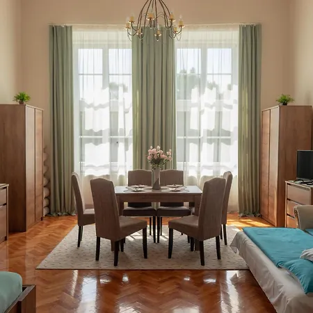 Suzy Apartament *
